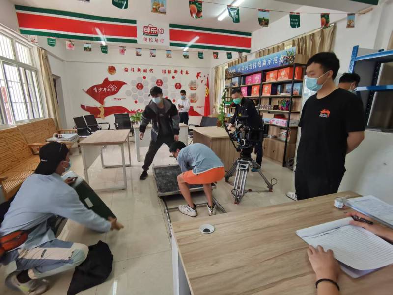新华区广告片拍摄公司：极简主义践行者，少即是多的视觉哲学